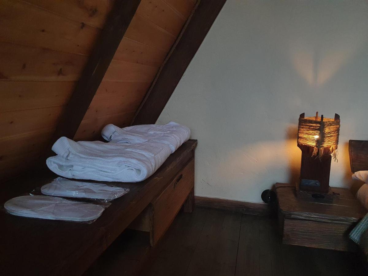 Elia Loft Villa Kazbegi Bagian luar foto