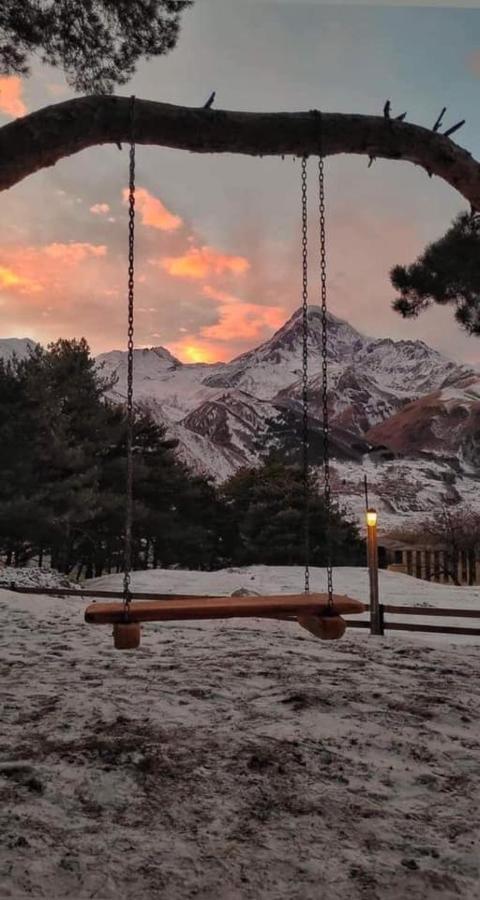 Elia Loft Villa Kazbegi Bagian luar foto