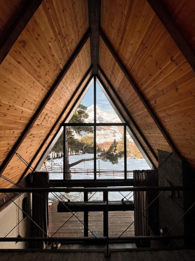 Elia Loft Villa Kazbegi Bagian luar foto